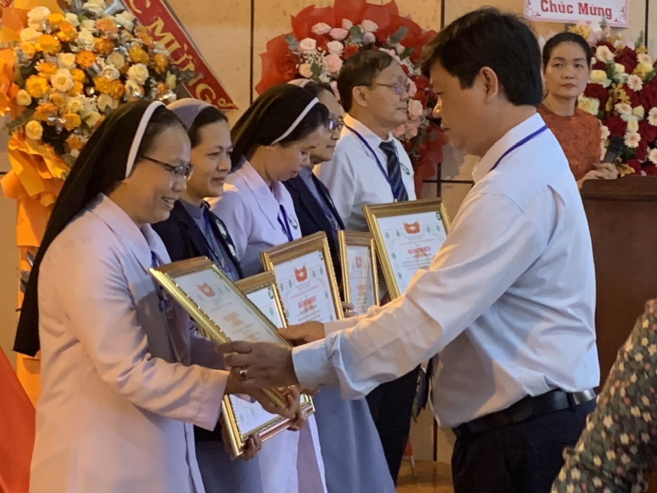 Giới công giáo tỉnh Đồng Nai sống động tình người